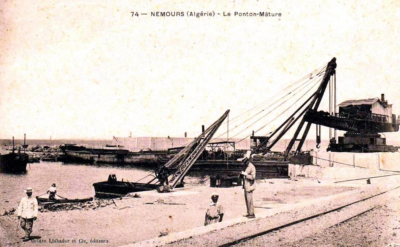 Nemours - port - Le Ponton-Mature.jpg